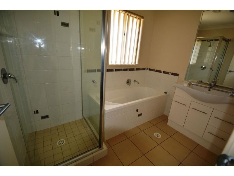 6 Iceberg Court, Warwick QLD 4370
