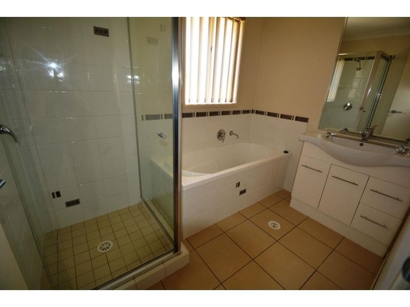 6 Iceberg Court, Warwick QLD 4370