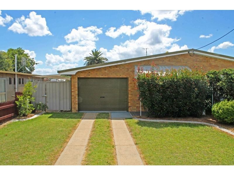 1/3 Sterne Street, Warwick QLD 4370