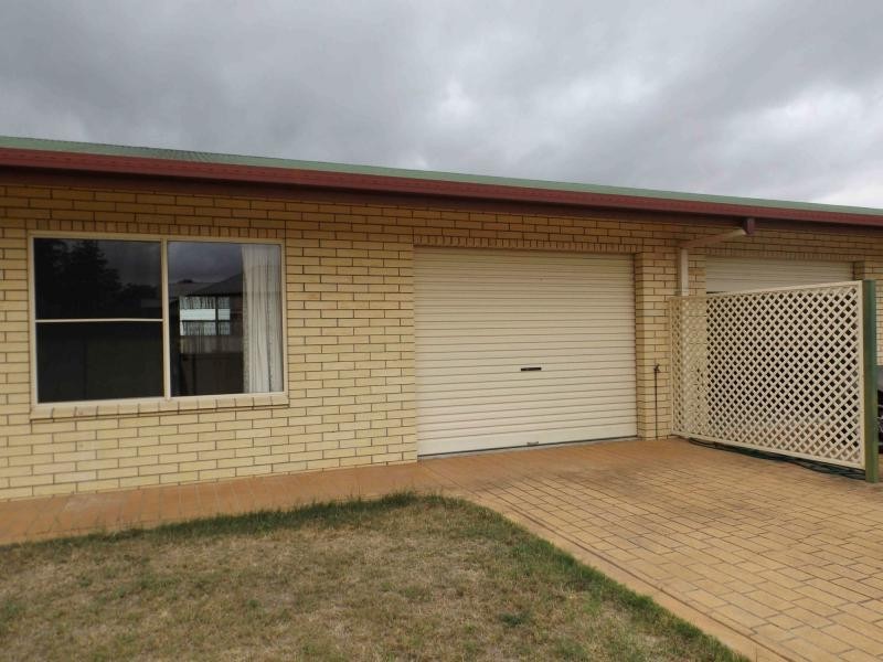 1/44 Canning Street, Warwick QLD 4370