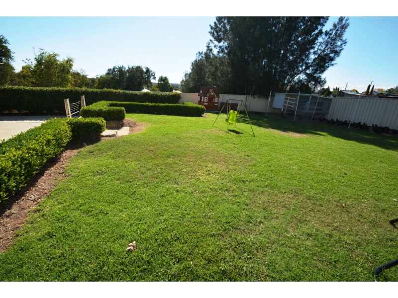 8A William Street, Warwick QLD 4370