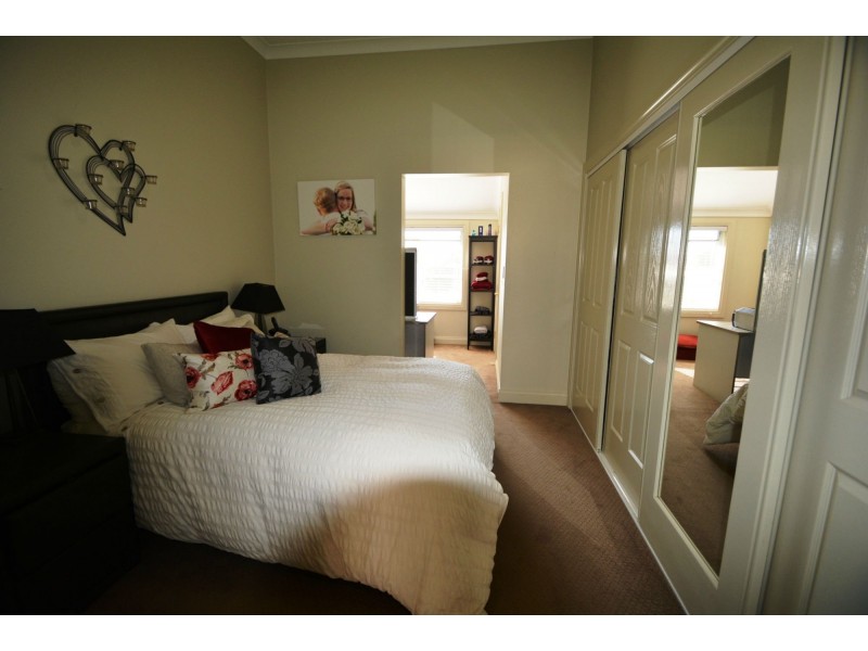 8A William Street, Warwick QLD 4370