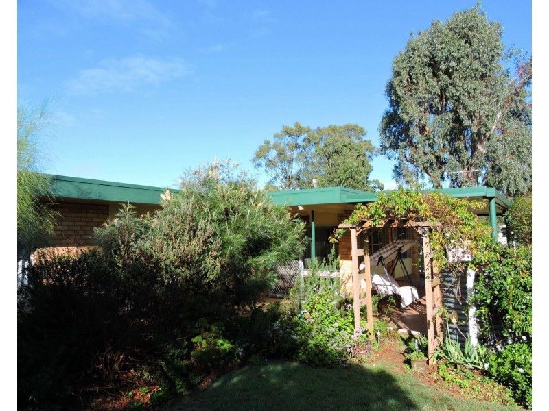 6 Horsman Road, Warwick QLD 4370