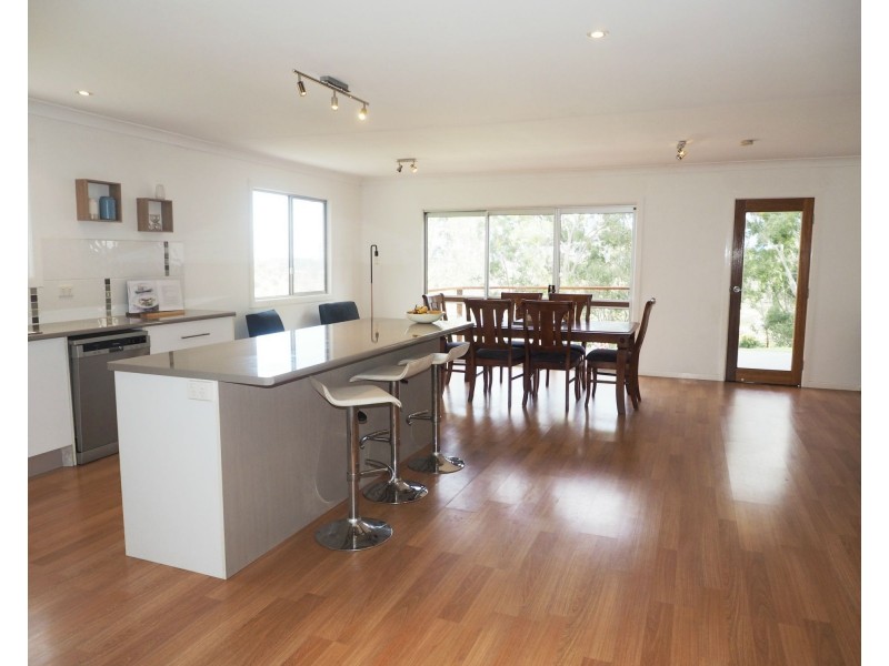 15a Weewondilla Road, Warwick QLD 4370