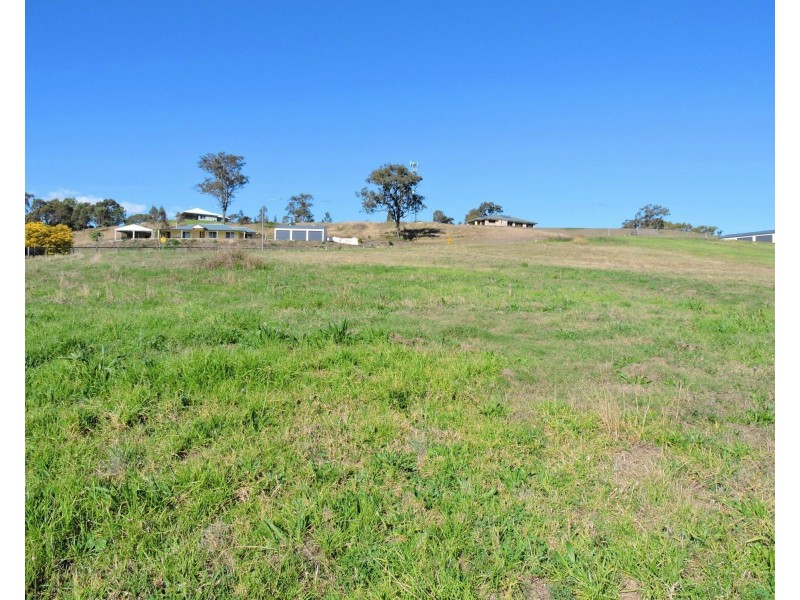 1 Derain Drive, Sladevale QLD 4370