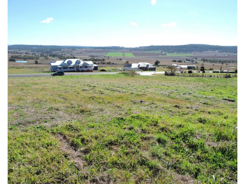 1 Derain Drive, Sladevale QLD 4370