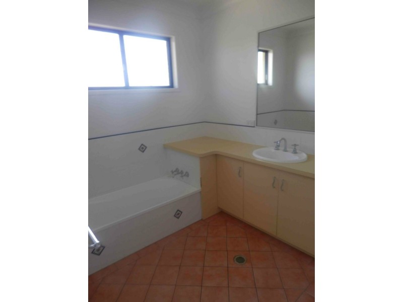 2/31 Wantley Street, Warwick QLD 4370