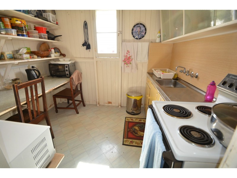 85 Dragon Street, Warwick QLD 4370