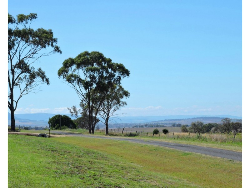 9 Holzwarts Road St, Allora QLD 4362