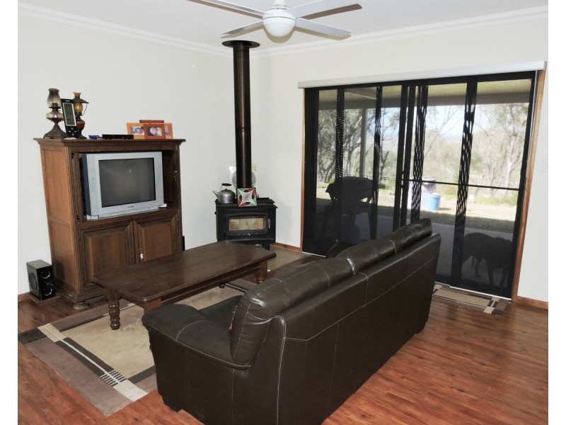 9 Holzwarts Road St, Allora QLD 4362