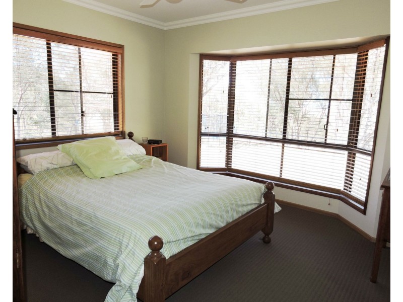 9 Holzwarts Road St, Allora QLD 4362