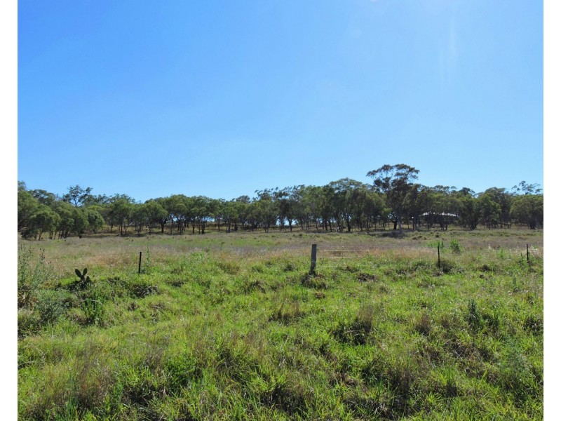 9 Holzwarts Road St, Allora QLD 4362