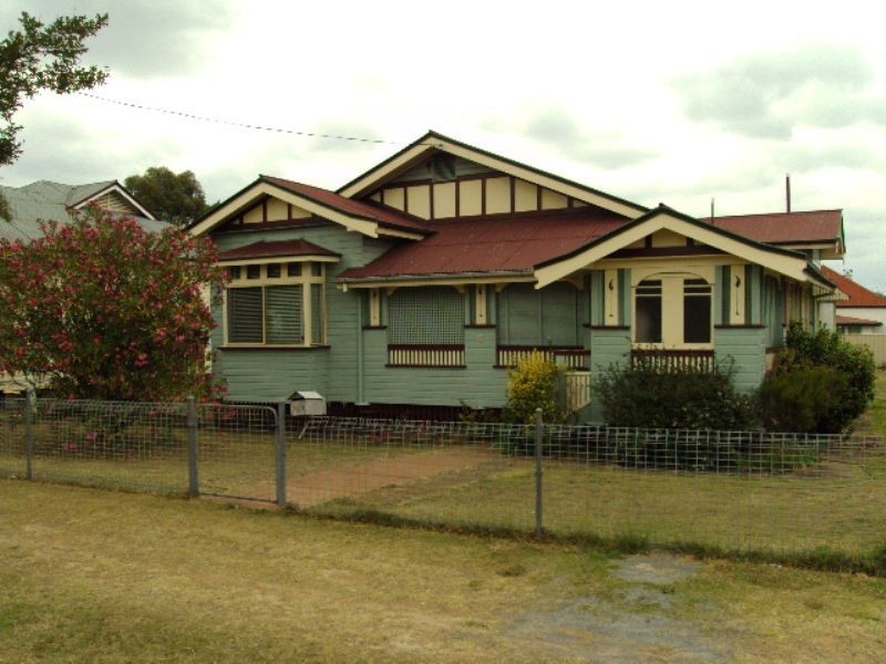 98 Percy Street, Warwick QLD 4370