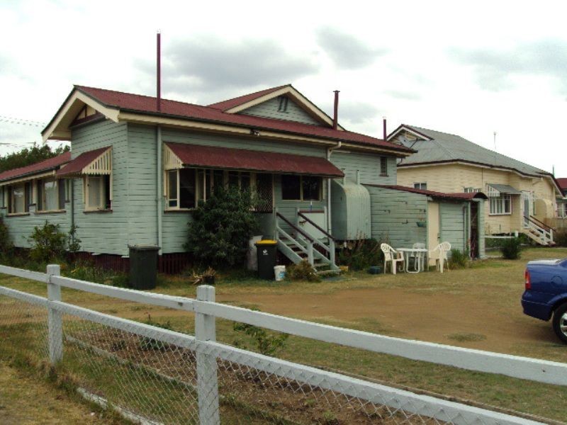 98 Percy Street, Warwick QLD 4370