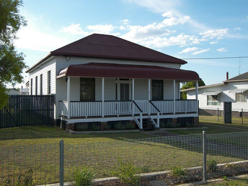 7 George Street, Warwick QLD 4370