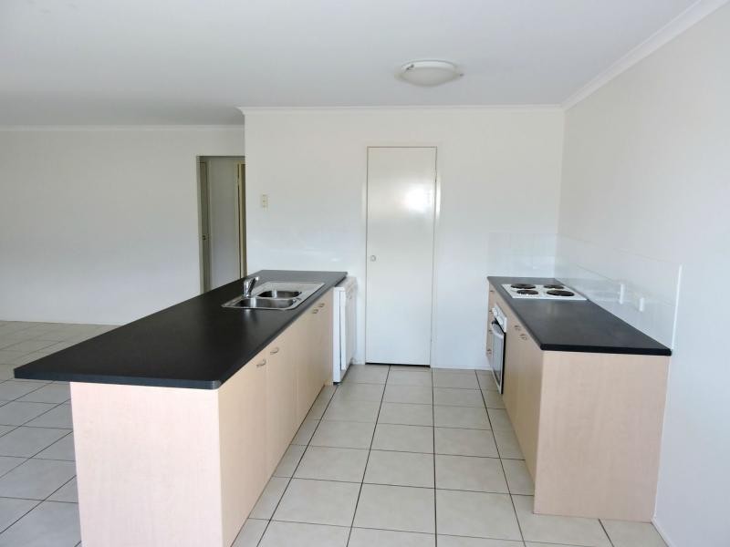 2/7 Coorey Place, Warwick QLD 4370