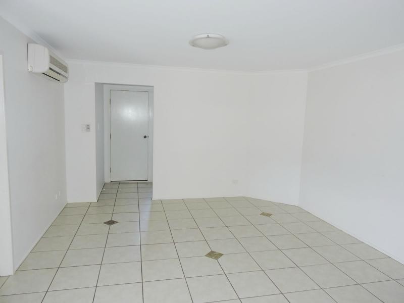 2/7 Coorey Place, Warwick QLD 4370