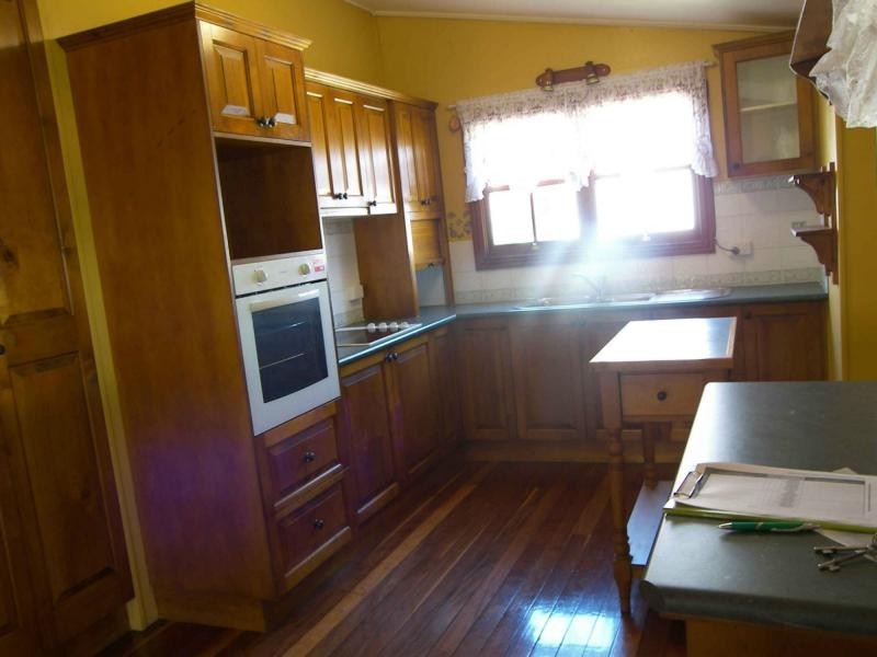 75 Pratten Street, Warwick QLD 4370