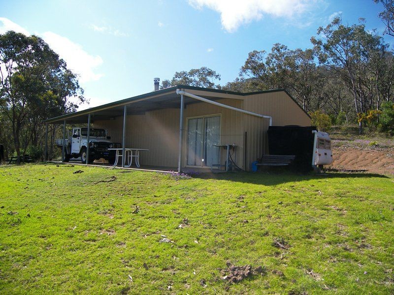 102 Dollar Bill Road, Warwick QLD 4370