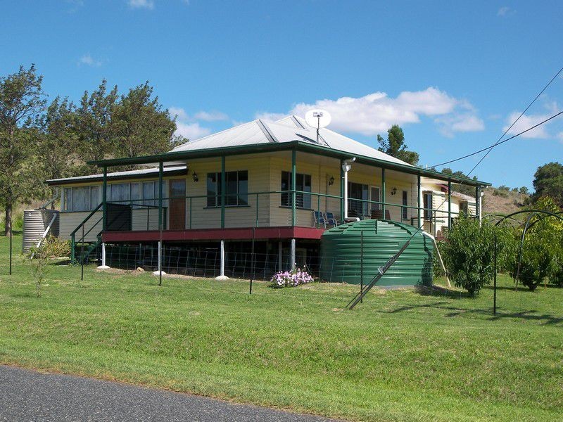 12 McMasters Road, Warwick QLD 4370