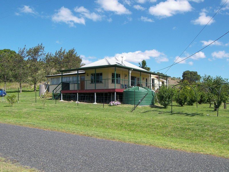 12 McMasters Road, Warwick QLD 4370