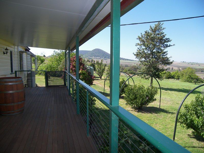 12 McMasters Road, Warwick QLD 4370