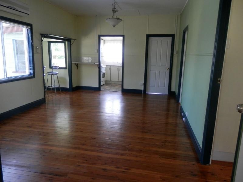 8 Glencoe Street, Warwick QLD 4370