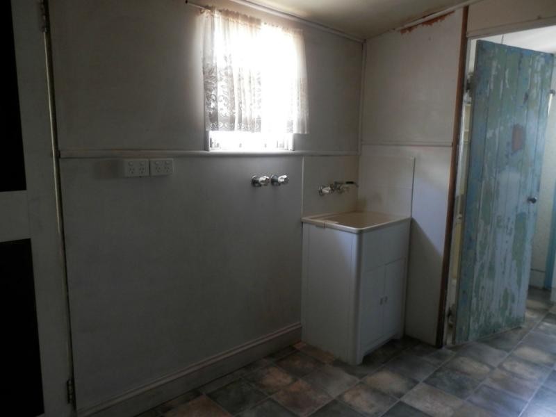 8 Glencoe Street, Warwick QLD 4370