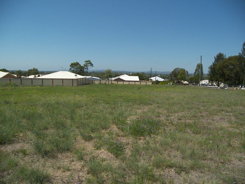 8a Yangan Road, Warwick QLD 4370
