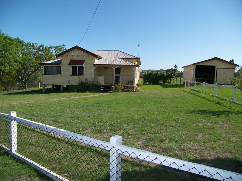 230/232 Wood Street, Warwick QLD 4370