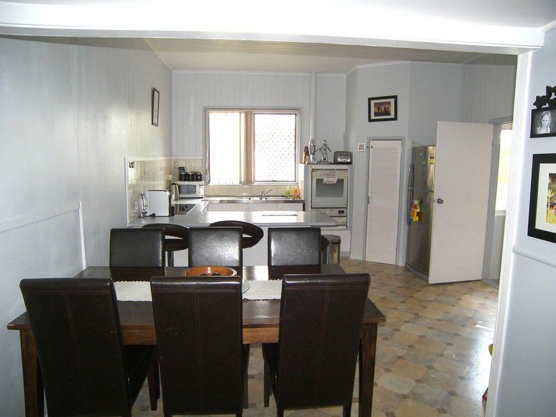 33 Weewondilla Road, Warwick QLD 4370