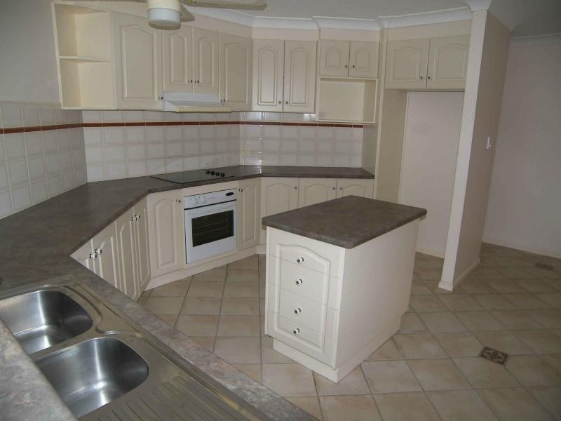 2 Bundaleer Drive, Warwick QLD 4370