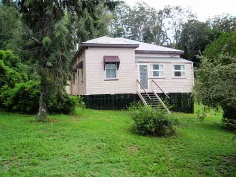 3 Weewondilla Road, Warwick QLD 4370