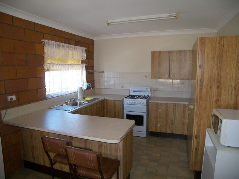 4/13 Barth Street, Warwick QLD 4370