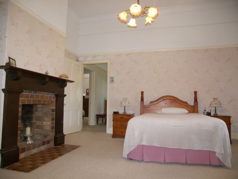 103 Dragon Street, Warwick QLD 4370