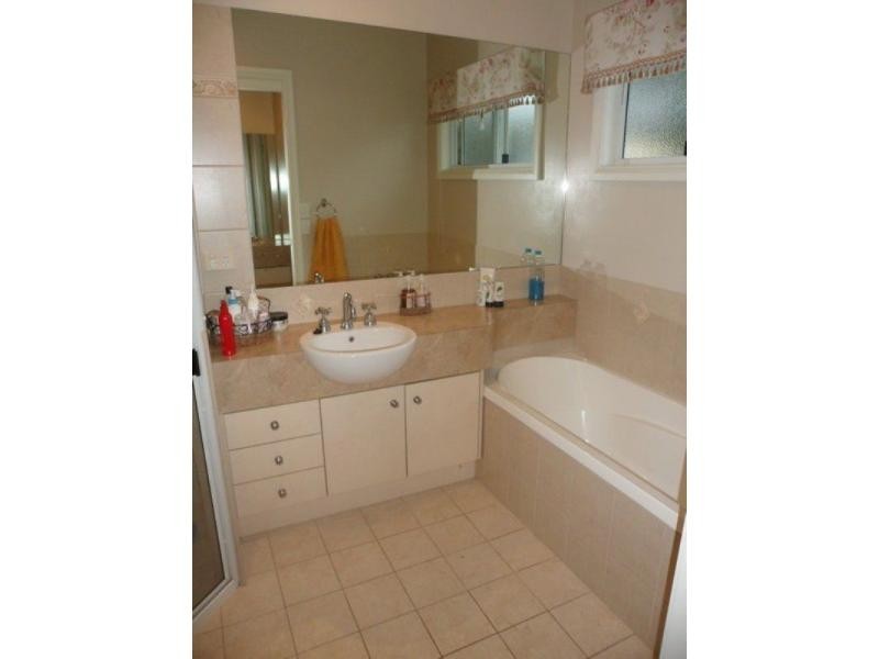 6 Yarrawonga Street, Warwick QLD 4370