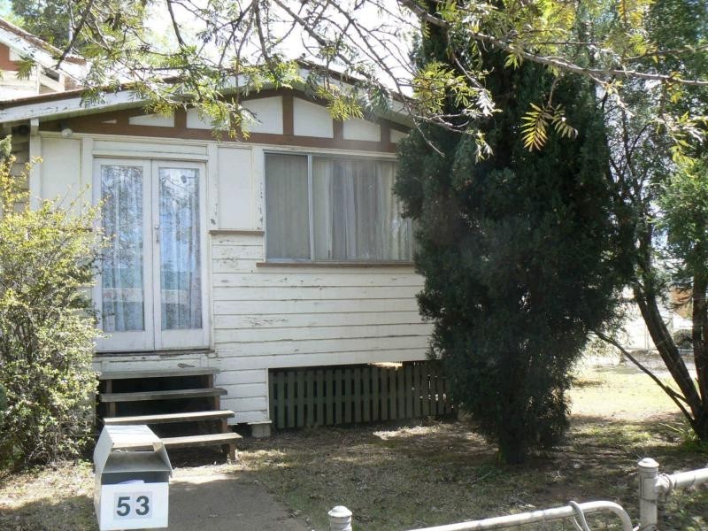 53 Albion Street, Warwick QLD 4370