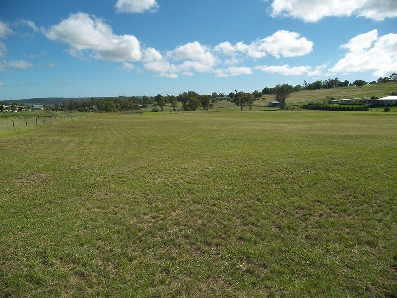 58 Glen Road, Warwick QLD 4370
