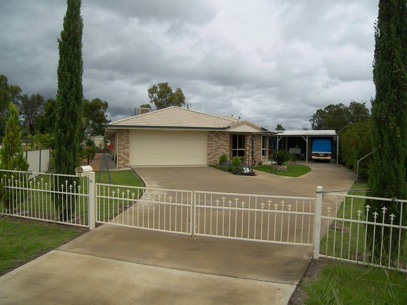 32 Doncaster Drive, Warwick QLD 4370
