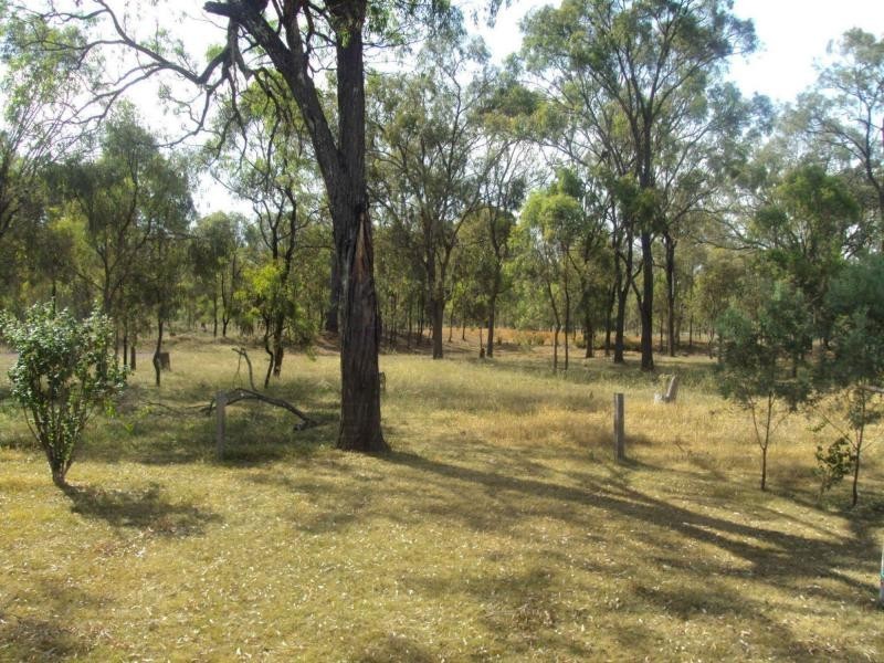 298 Markeys Lane, Yangan QLD 4371
