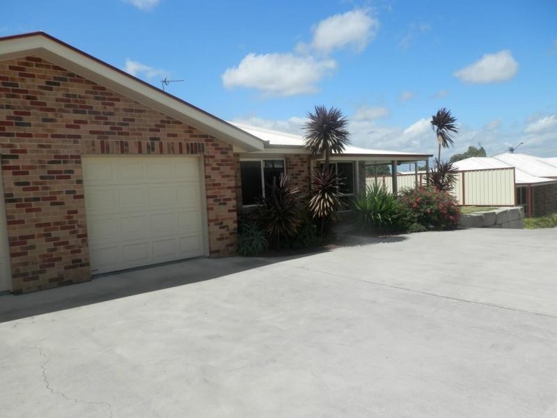 2/12A Yangan Road, Warwick QLD 4370