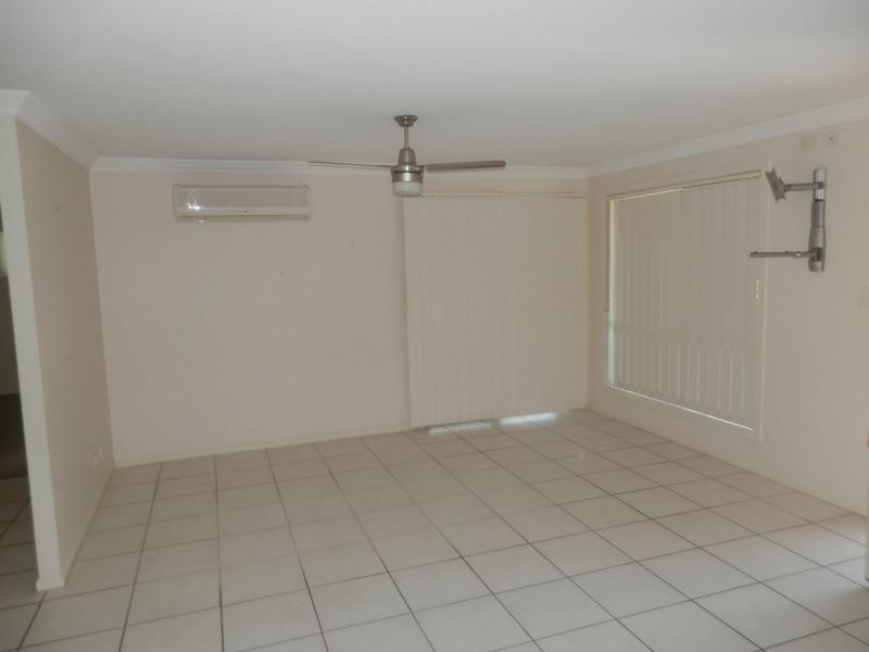 2/12A Yangan Road, Warwick QLD 4370