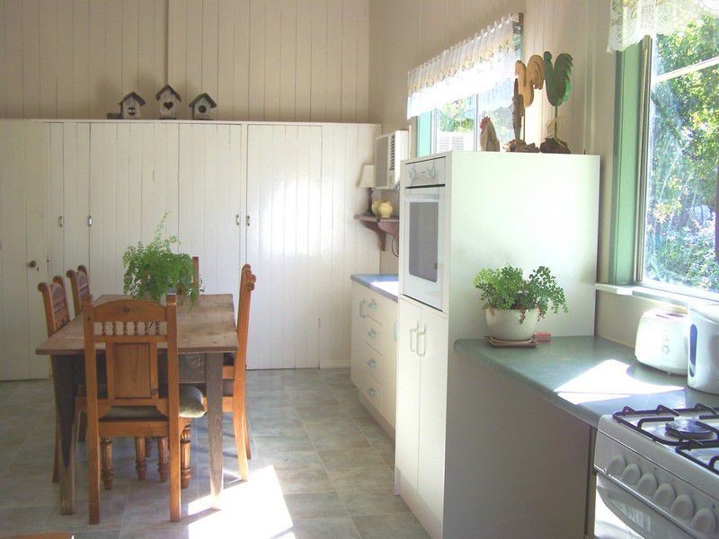 27 Herbert Street, Allora QLD 4362