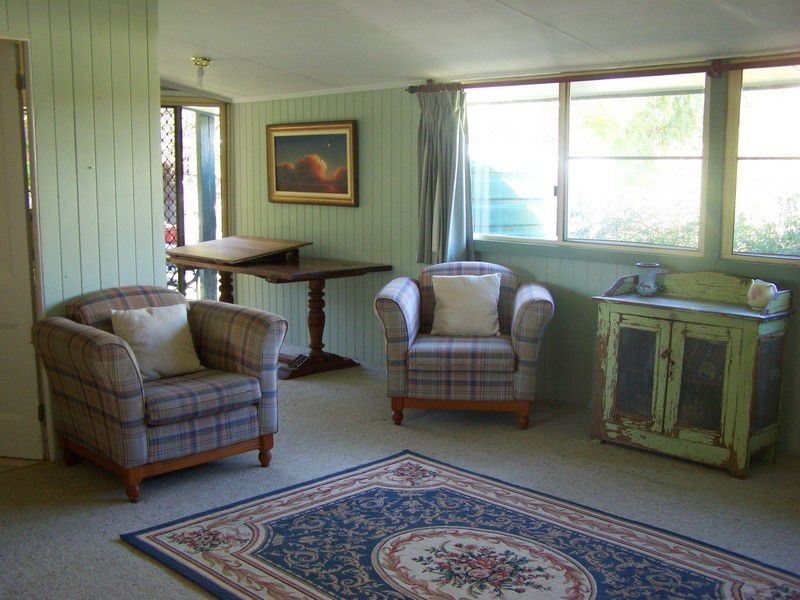 27 Herbert Street, Allora QLD 4362