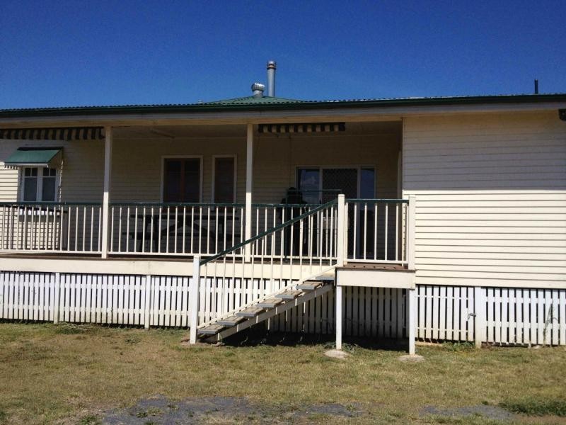 104 Weinholt Street, Warwick QLD 4370