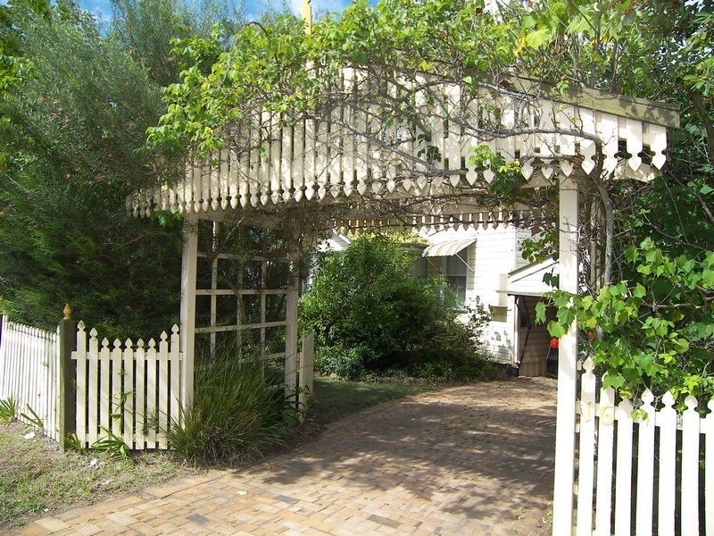 16 Mary Street, Warwick QLD 4370