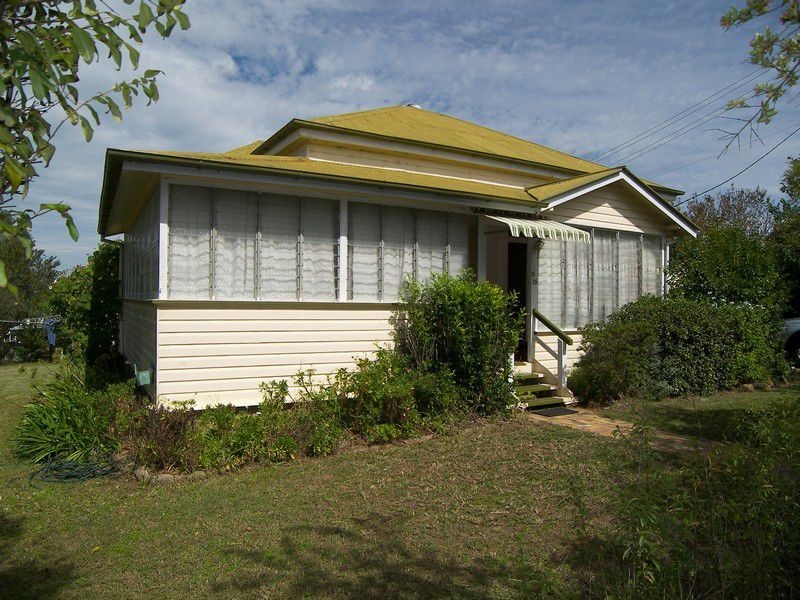 16 Mary Street, Warwick QLD 4370