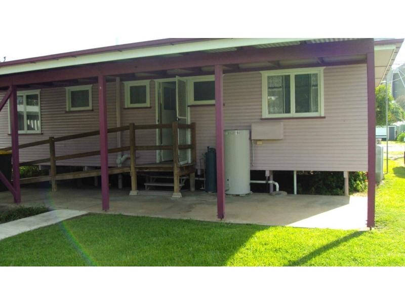 9 Gordon Street, Allora QLD 4362
