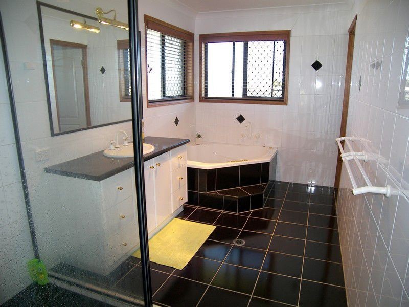 9 Hans Borgar Court, Warwick QLD 4370