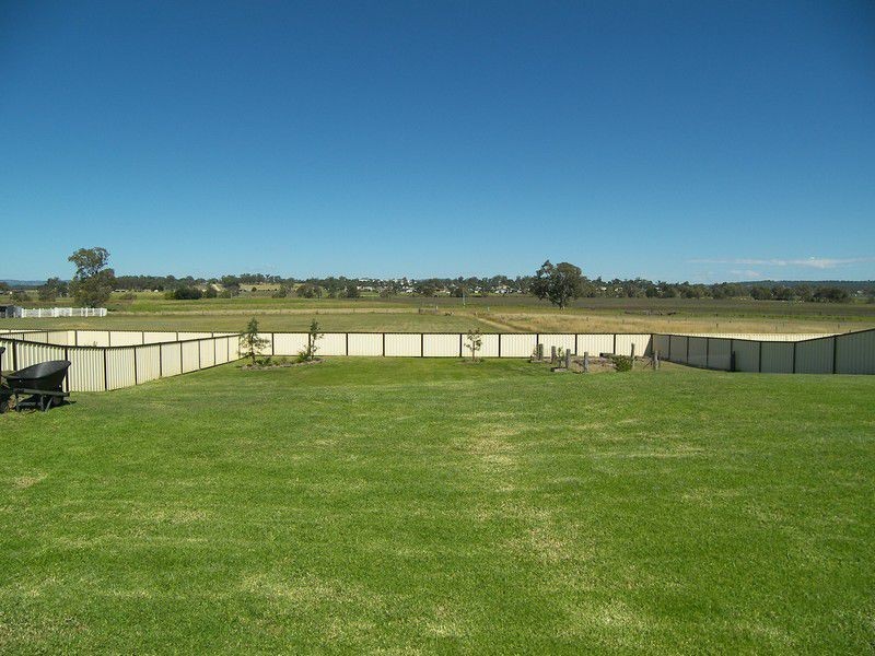 9 Hans Borgar Court, Warwick QLD 4370